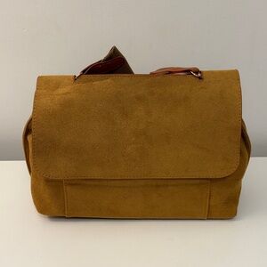 Classic Tan Canvas Messenger Bag